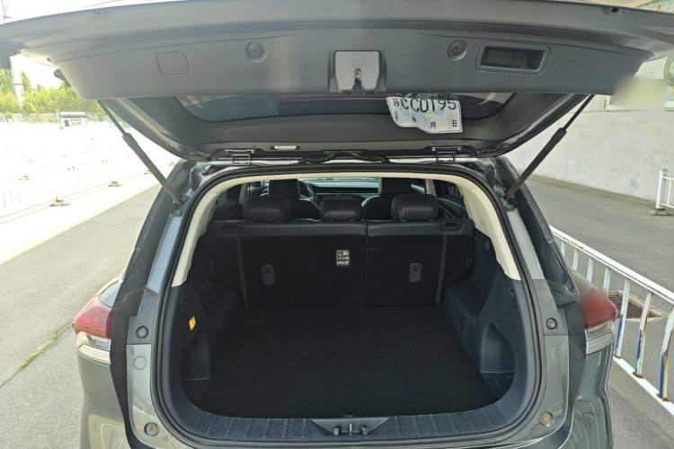 Used CHANGAN OSHAN X7 2021 1.5T Automatic Luxury Model Trunk