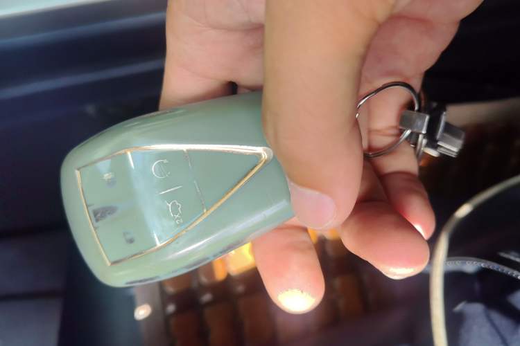 Used CHANGAN OSHAN X7 2021 1.5T Automatic Luxury Model Vehicle Key