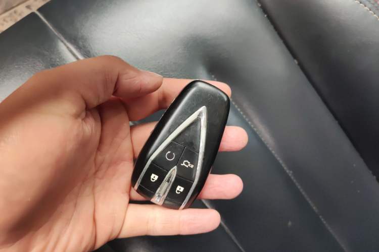 Used CHANGAN OSHAN X7 2021 1.5T Automatic Luxury Version Vehicle Key