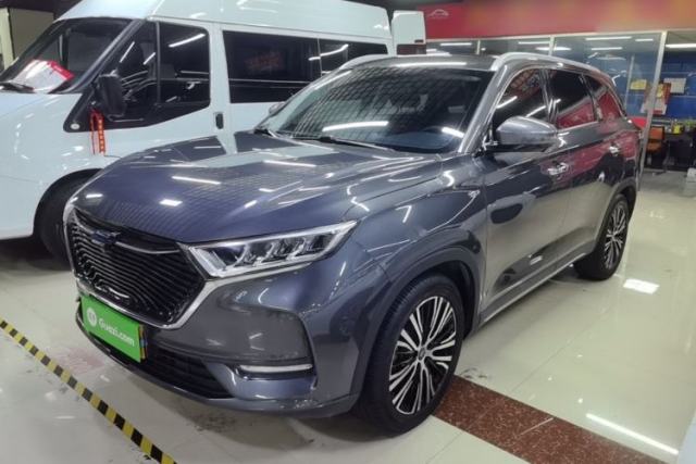 Używany CHANGAN OSHAN X7 2021 1.5T Automatic Luxury Model
