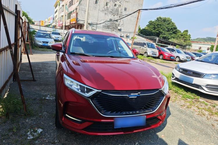Used CHANGAN OSHAN X7 2021 1.5T Automatic Luxury Model Front Right 45 Deg