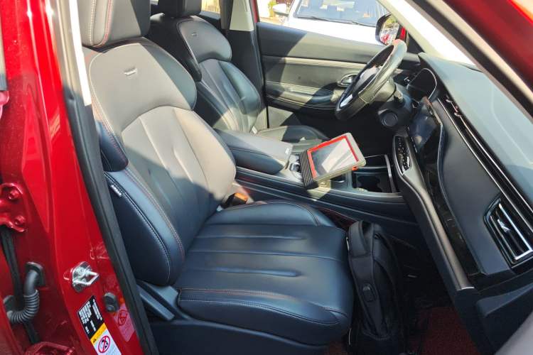 Used CHANGAN OSHAN X7 2021 1.5T Automatic Luxury Model Right Front Seat