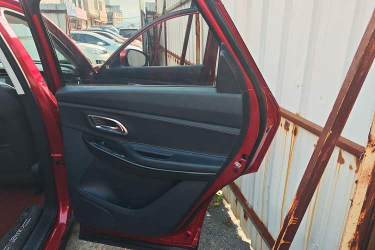 Used CHANGAN OSHAN X7 2021 1.5T Automatic Luxury Model Right Rear Door Interior