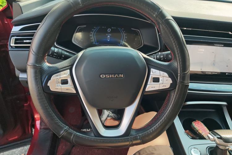 Used CHANGAN OSHAN X7 2021 1.5T Automatic Luxury Model Steering Wheel