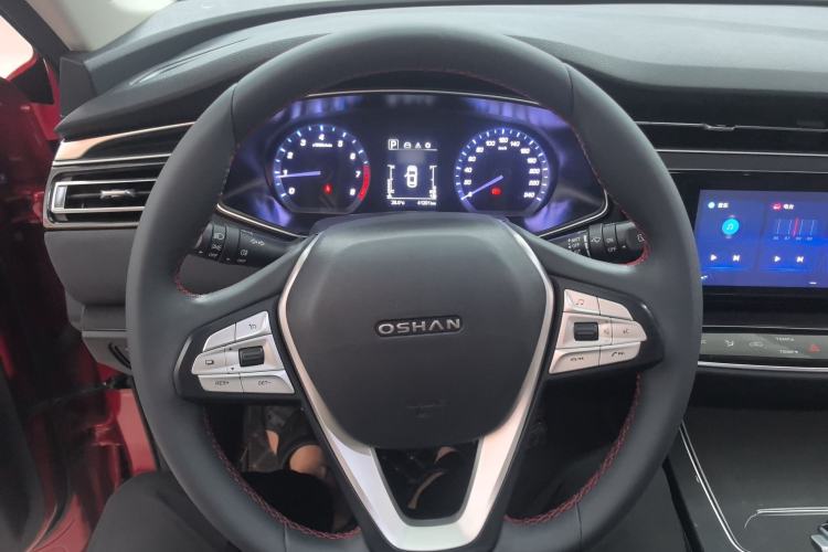 Used CHANGAN OSHAN X7 2021 1.5T Automatic Luxury Version Steering Wheel