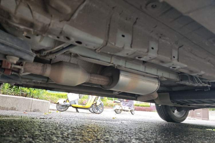 Used CHANGAN OSHAN X7 2021 1.5T Automatic Luxury Model Chassis Front Left