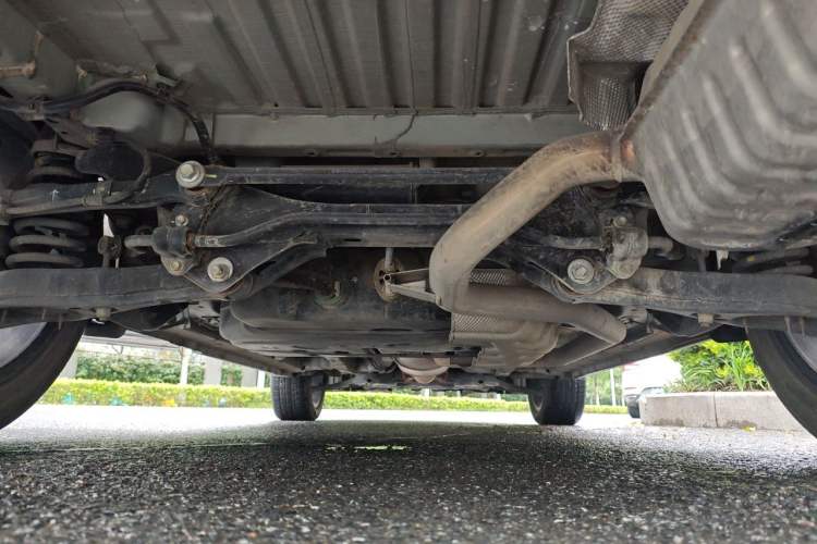 Used CHANGAN OSHAN X7 2021 1.5T Automatic Luxury Model Chassis Rear