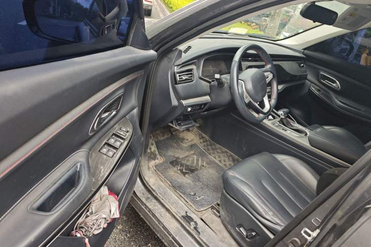 Used CHANGAN OSHAN X7 2021 1.5T Automatic Luxury Model Driver Seat