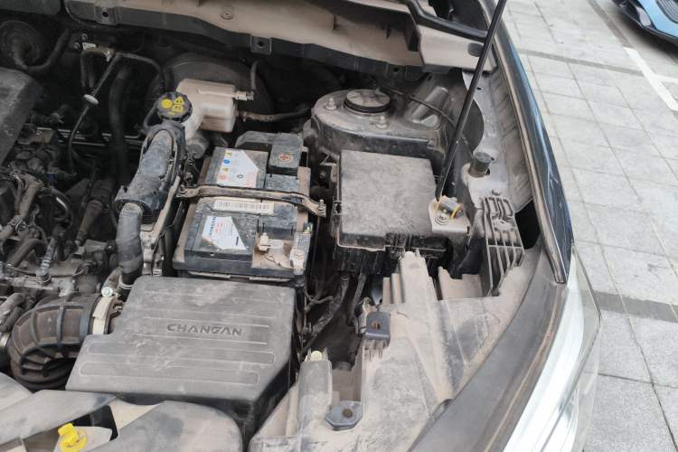 Used CHANGAN OSHAN X7 2021 1.5T Manual Luxury Version Engine Bay Left