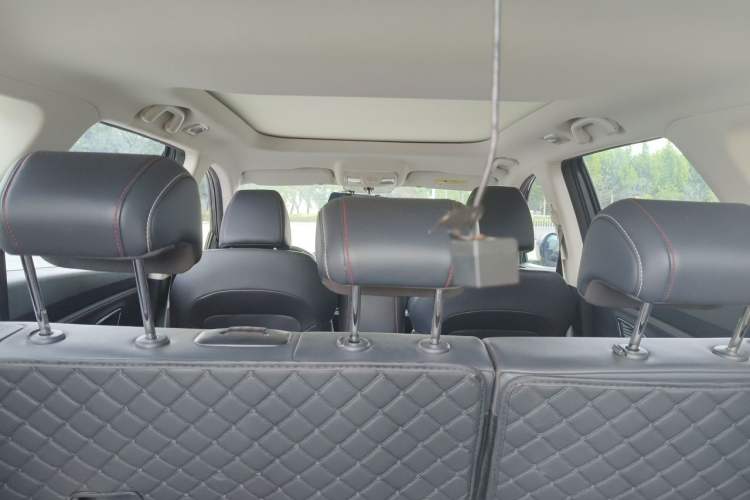 Used CHANGAN OSHAN X7 2021 1.5T Manual Luxury Version Headliner