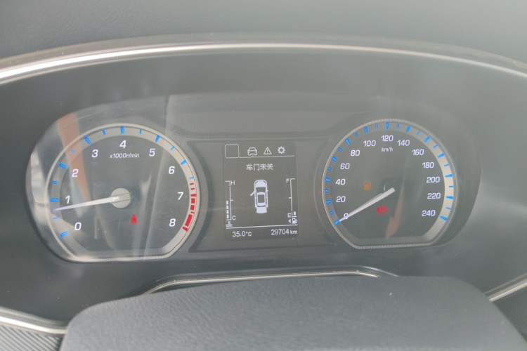 Used CHANGAN OSHAN X7 2021 1.5T Manual Luxury Version Instrument Cluster