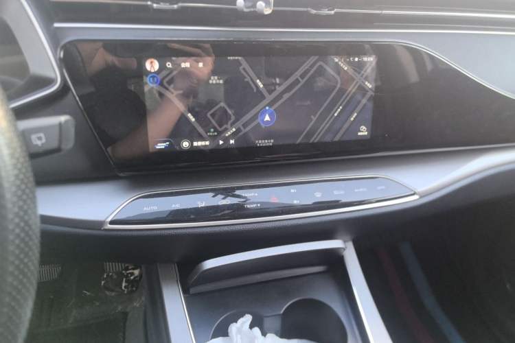 Used CHANGAN OSHAN X7 2021 1.5T Automatic Luxury Model Audio And AC Panel