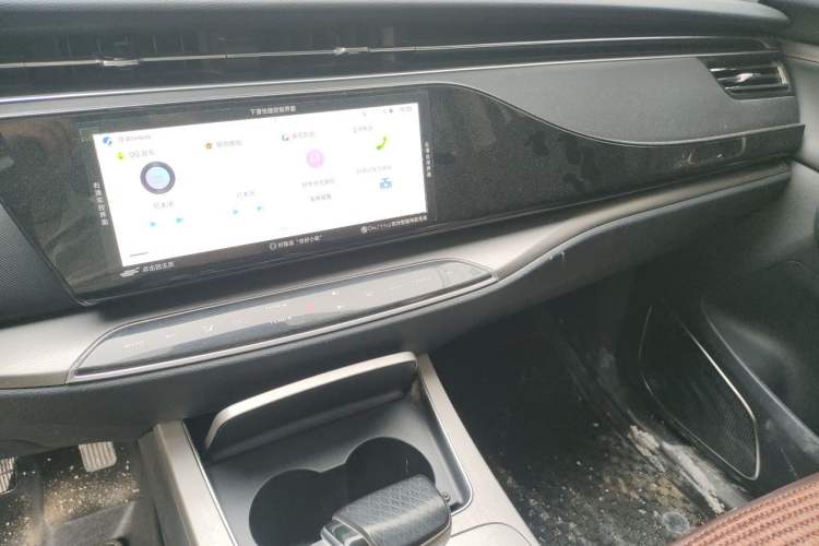 Used CHANGAN OSHAN X7 2021 1.5T Automatic Luxury Model Audio And AC Panel
