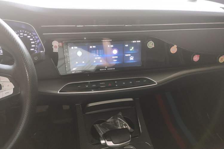 Used CHANGAN OSHAN X7 2021 1.5T Automatic Luxury Version Audio And AC Panel