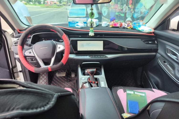 Used CHANGAN OSHAN X7 2021 1.5T Automatic Pilot Version Center Console
