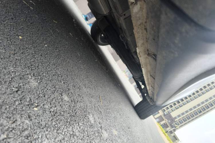 Used CHANGAN OSHAN X7 2021 1.5T Automatic Pilot Version Chassis Front Left