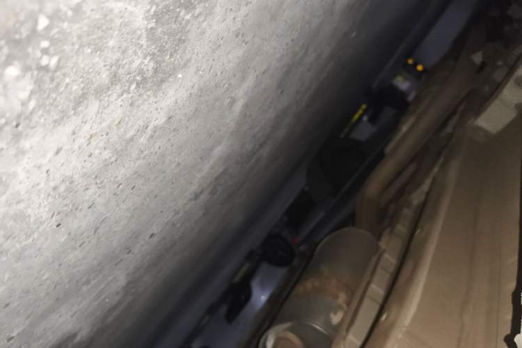 Used CHANGAN OSHAN X7 2021 1.5T Automatic Luxury Version Chassis Front Right