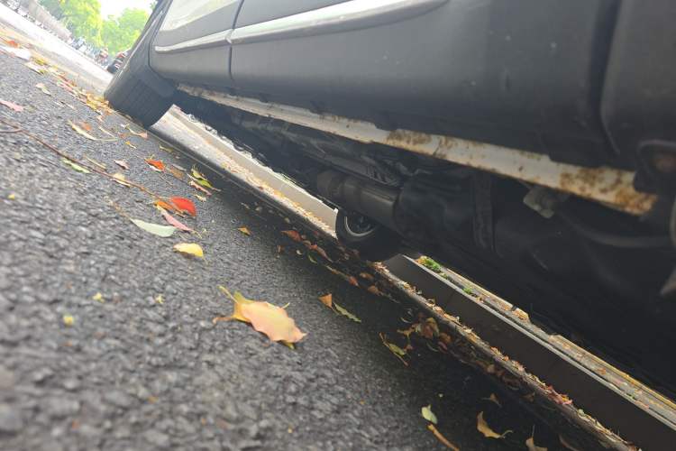 Used CHANGAN OSHAN X7 2021 1.5T Manual Comfort Model Chassis Rear Left
