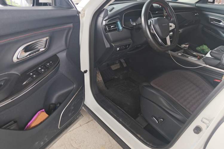 Used CHANGAN OSHAN X7 2021 1.5T Automatic Luxury Model Driver Seat