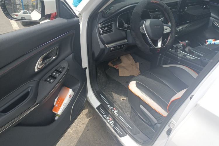 Used CHANGAN OSHAN X7 2021 1.5T Automatic Luxury Version Driver Seat