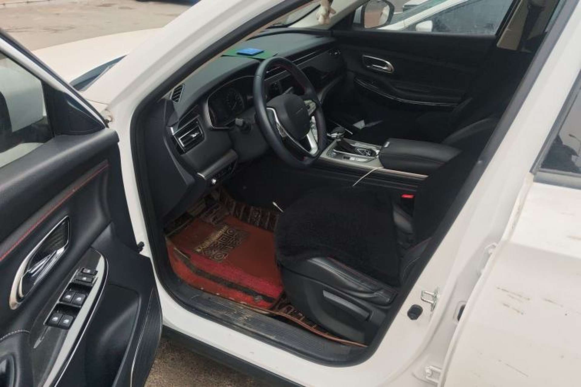 Used CHANGAN OSHAN X7 2021 1.5T Automatic Luxury Version Driver Seat