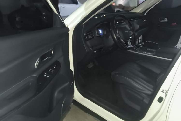 Used CHANGAN OSHAN X7 2021 1.5T Automatic Luxury Version Driver Seat