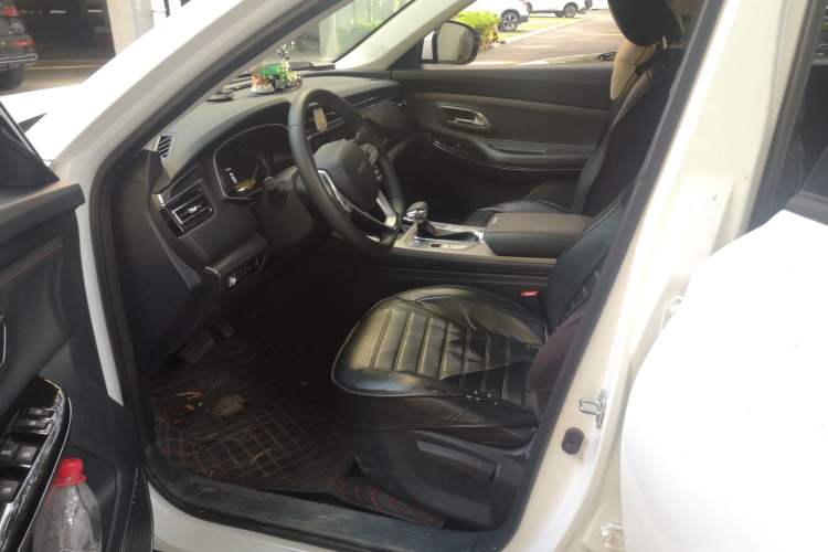 Used CHANGAN OSHAN X7 2021 1.5T Automatic Elite Edition Driver Seat