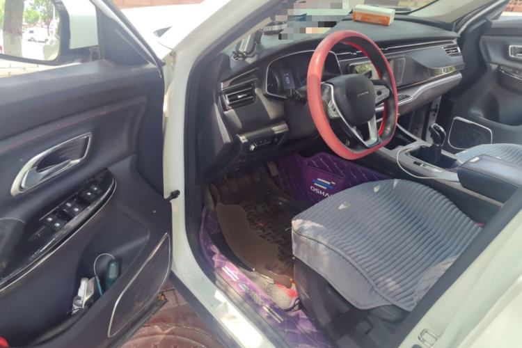 Used CHANGAN OSHAN X7 2021 1.5T Manual Luxury Version Driver Seat