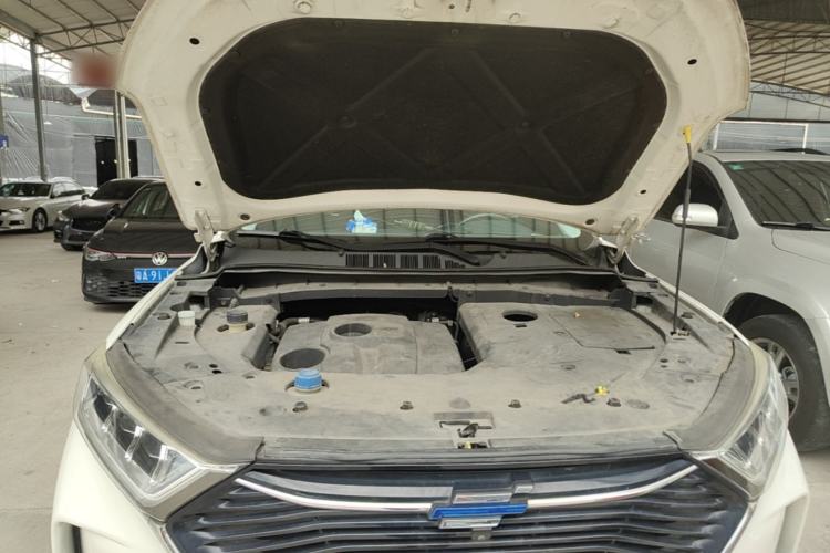 Used CHANGAN OSHAN X7 2021 1.5T Automatic Pilot Version Engine Bay