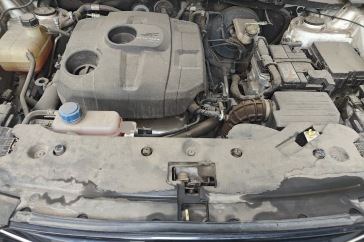 Used CHANGAN OSHAN X7 2021 1.5T Automatic Luxury Model Engine Bay