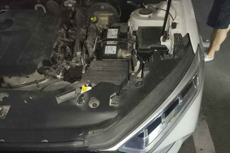 Used CHANGAN OSHAN X7 2021 1.5T Automatic Luxury Version Engine Bay Left