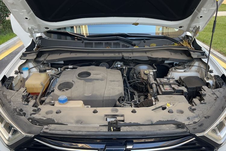 Used CHANGAN OSHAN X7 2021 1.5T Automatic Luxury Model Engine Bay