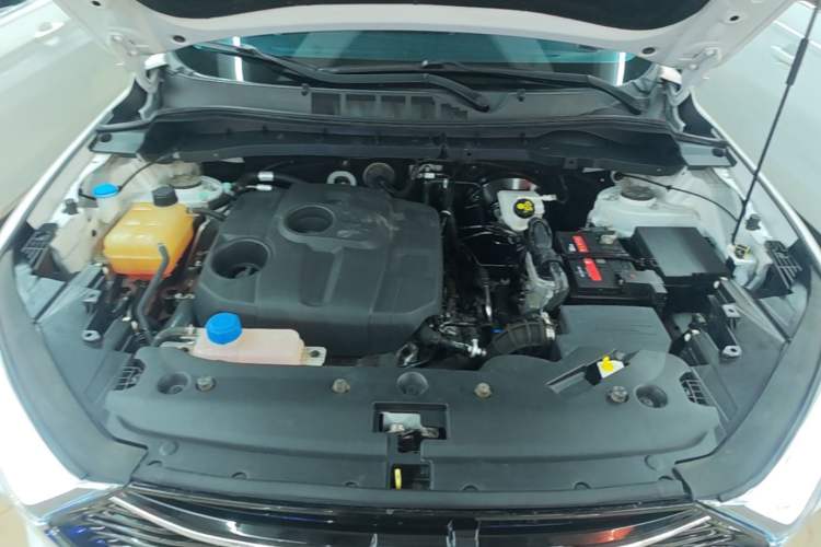 Used CHANGAN OSHAN X7 2021 1.5T Automatic Luxury Model Engine Bay
