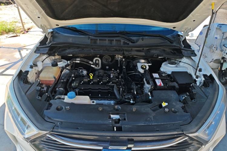 Used CHANGAN OSHAN X7 2021 1.5T Automatic Elite Edition Engine Bay