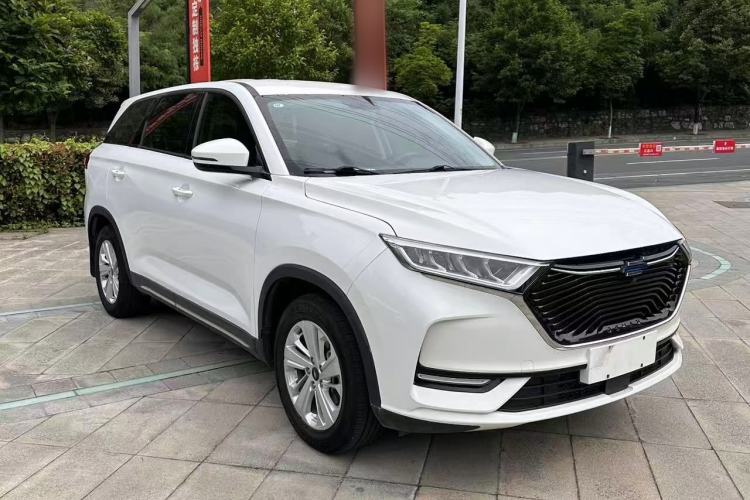 Used CHANGAN OSHAN X7 2021 1.5T Manual Comfort Model Exterior 2
