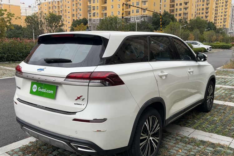 Used CHANGAN OSHAN X7 2021 1.5T Automatic Luxury Version Exterior 3