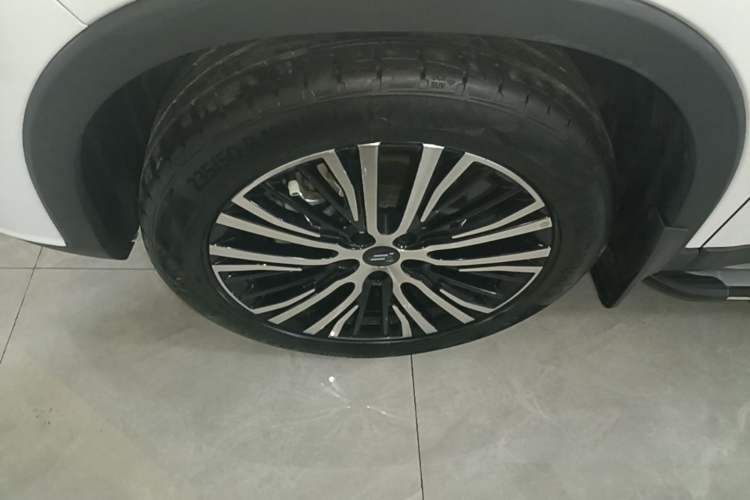 Used CHANGAN OSHAN X7 2021 1.5T Automatic Luxury Version Exterior 4