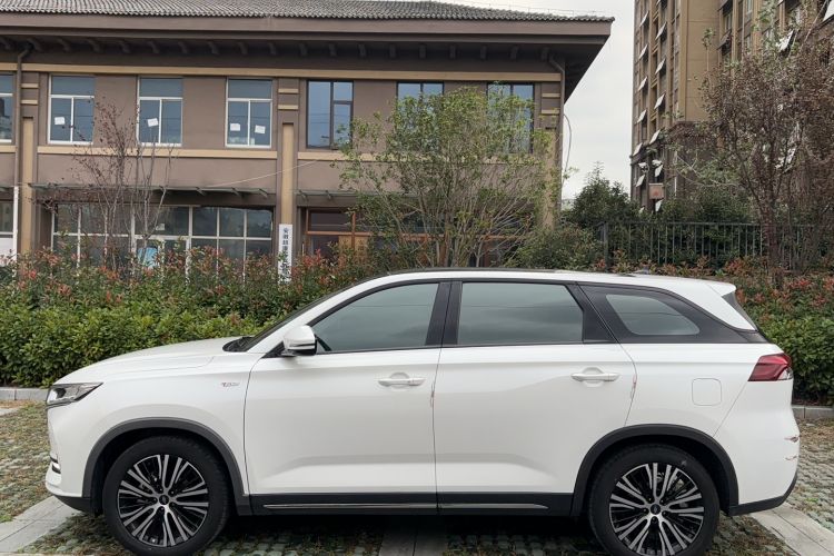Used CHANGAN OSHAN X7 2021 1.5T Automatic Luxury Version Exterior 6