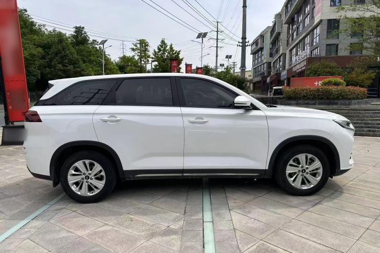Used CHANGAN OSHAN X7 2021 1.5T Manual Comfort Model Exterior 9