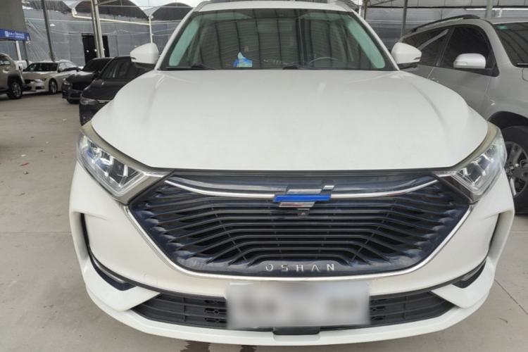 Used CHANGAN OSHAN X7 2021 1.5T Automatic Pilot Version Front