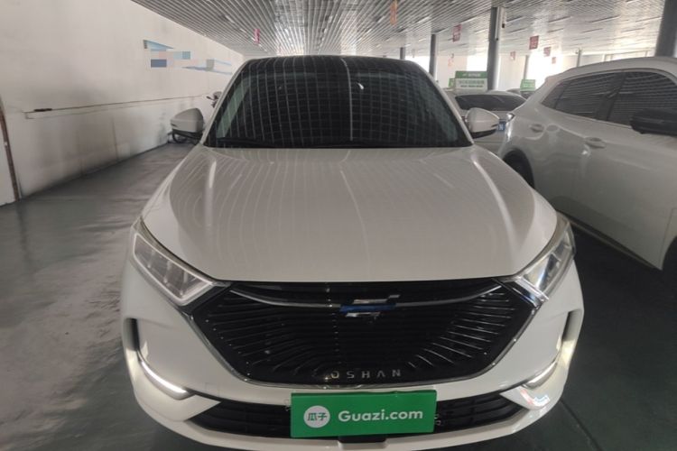 Used CHANGAN OSHAN X7 2021 1.5T Manual Luxury Version Front