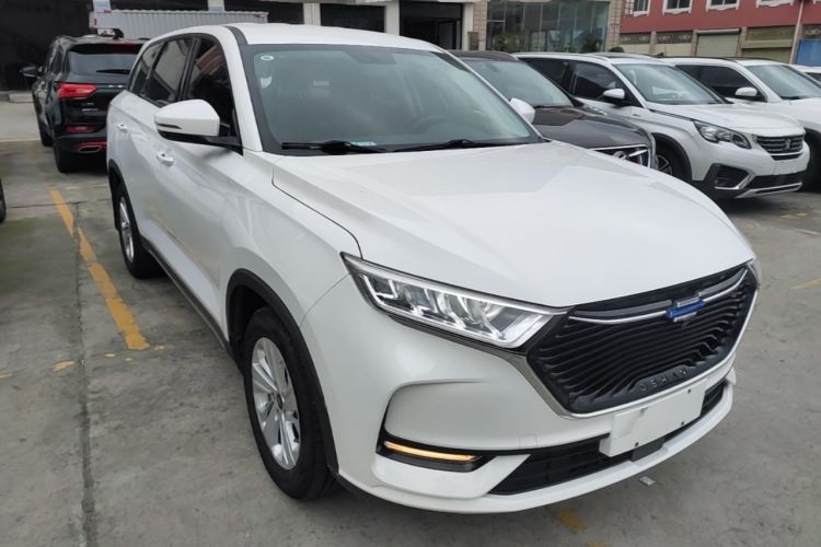 Used CHANGAN OSHAN X7 2021 1.5T Manual Comfort Model Front Right 45 Deg