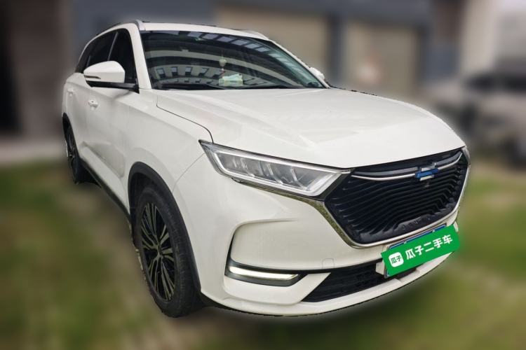 Used CHANGAN OSHAN X7 2021 1.5T Automatic Luxury Model Front Right 45 Deg
