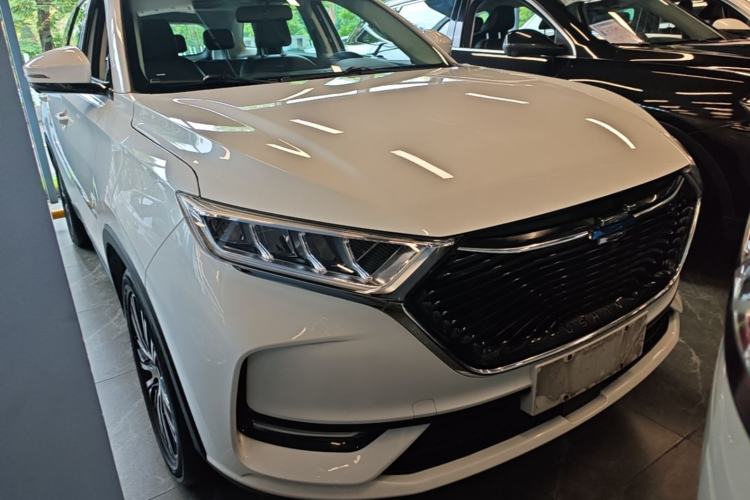 Used CHANGAN OSHAN X7 2021 1.5T Automatic Luxury Model Front Right 45 Deg