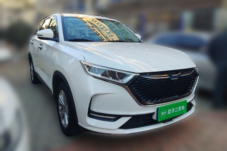 Used CHANGAN OSHAN X7 2021 1.5T Automatic Elite Edition Front Right 45 Deg