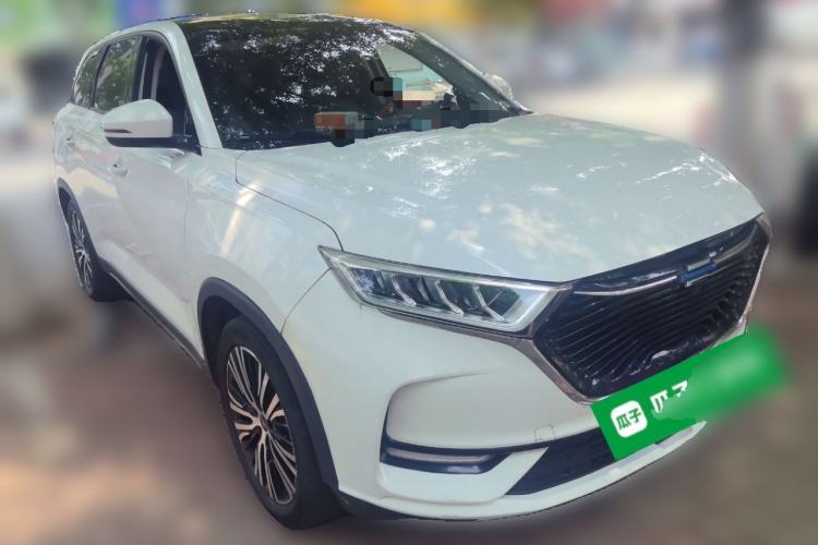 Used CHANGAN OSHAN X7 2021 1.5T Manual Luxury Version Front Right 45 Deg