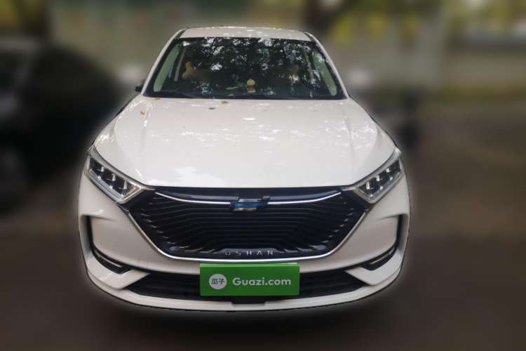 Used CHANGAN OSHAN X7 2021 1.5T Automatic Elite Edition Front