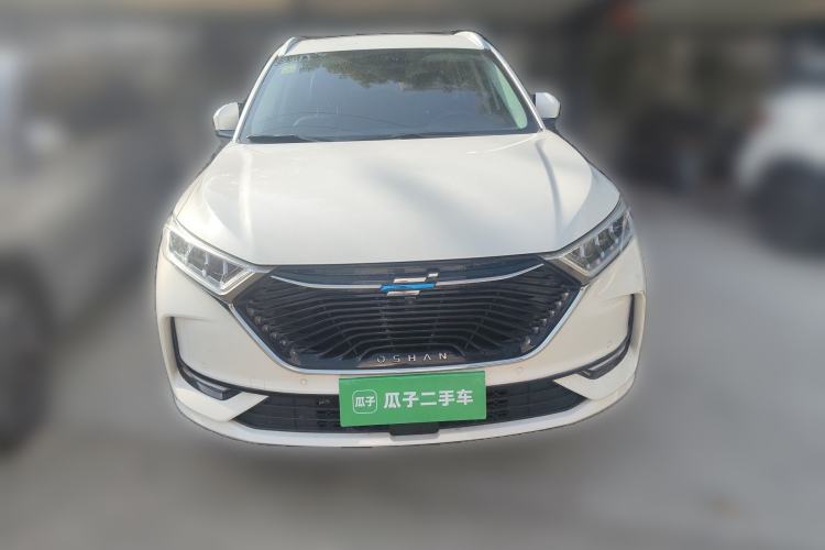 Used CHANGAN OSHAN X7 2021 1.5T Space Freedom Edition with Automatic Parking and Facial Recognition Front