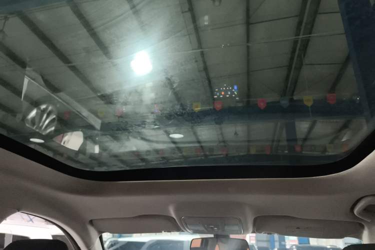 Used CHANGAN OSHAN X7 2021 1.5T Manual Luxury Version Headliner