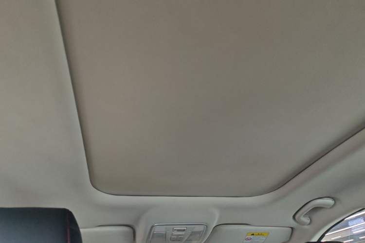 Used CHANGAN OSHAN X7 2021 1.5T Automatic Luxury Model Headliner